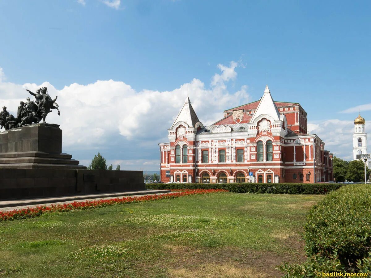 Площадь чапаева самара фото Прогулка по Самаре. Июль 2015. (97 фотографий) - Логово московского василиска - 