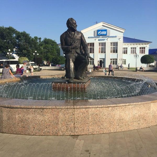 Площадь чайковский фото Photos at Площадь Чайковского - 3 tips