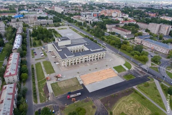 Площадь череповца фото Птица добра у ДКМ. Фотография из альбома Памятники и арт-объекты Череповца - 59 