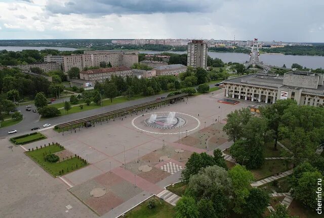 Площадь череповца фото Из села в город: история площади Молодежи в Череповце