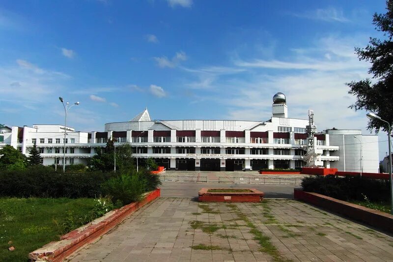 Площадь детей 1 воронеж фото Место проведения выставки - Дворец творчества детей и молодежи в Воронеже - фото