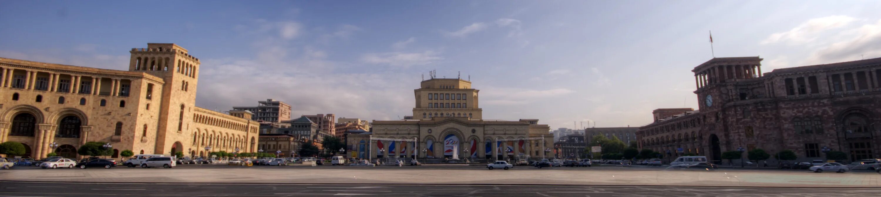 Площадь еревана фото File:Republic Square 2011 Yerevan Armenia.jpg - Wikipedia