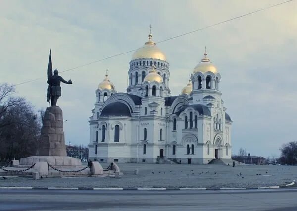 Площадь ермака новочеркасск фото С ночными вечеринками у новочеркасского собора будут бороться знаками