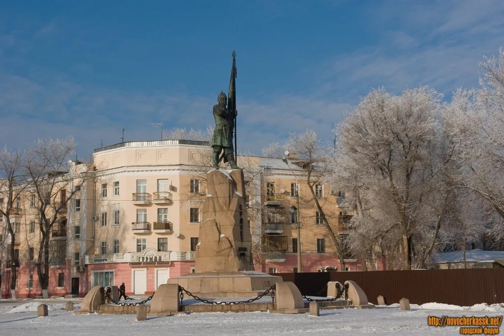 Площадь ермака новочеркасск фото Памятник Ермаку - фотографии Новочеркасска - Новочеркасск.net