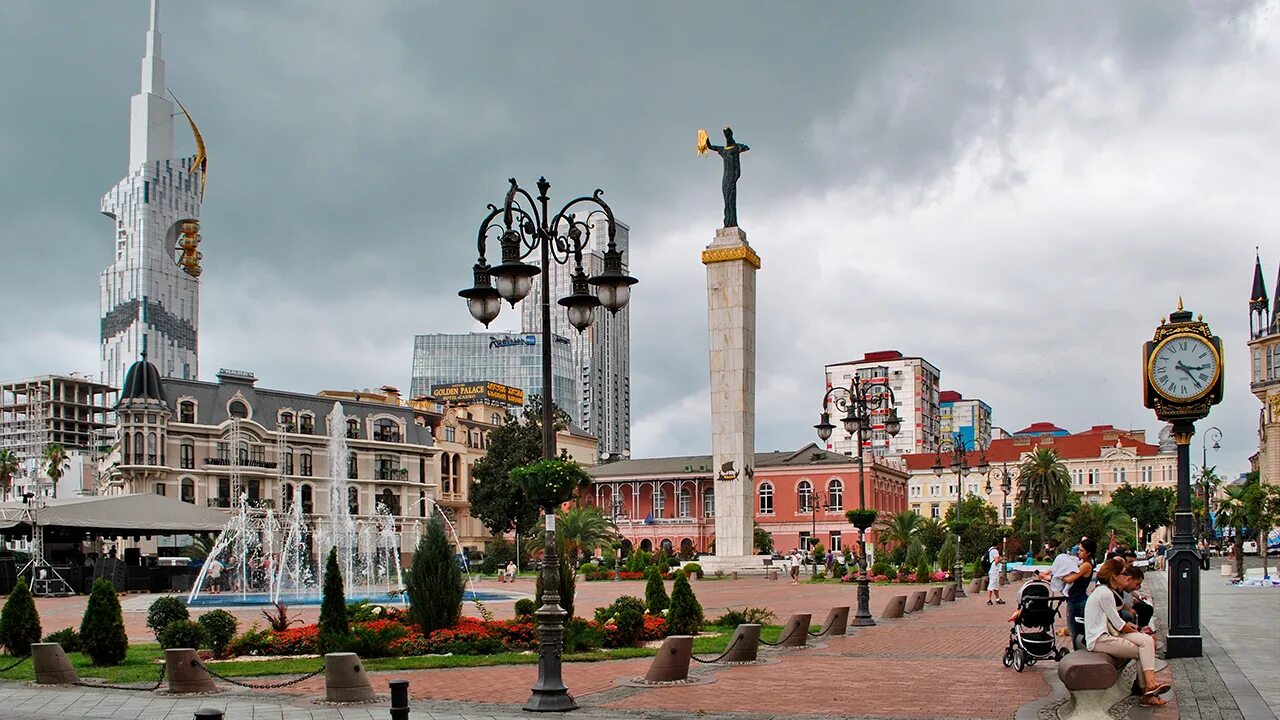Площадь европы батуми фото Сити-тур по Батуми Georgia Travel