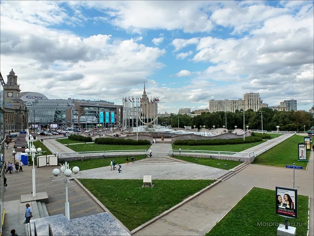 Площадь европы в москве фото Площадь Европы в Москве