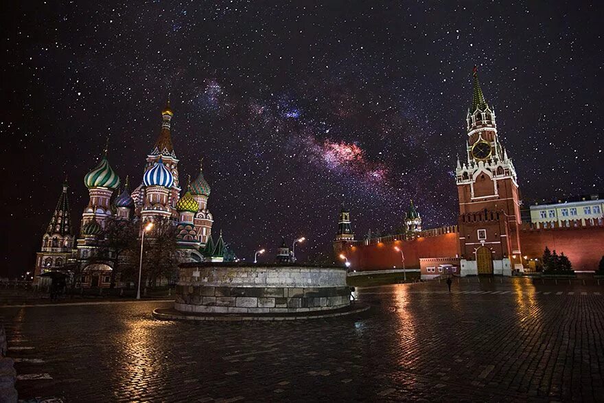 Площадь фото ночная Red Square In Moscow, Russia Night sky photography, Night skies, Starry night sk