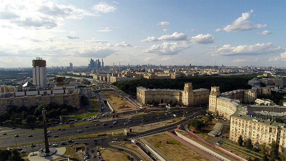Площадь гагарина москва фото В Москве открылся самый длинный пешеходный маршрут в Европе