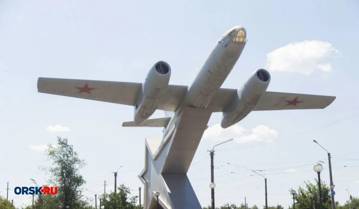 Площадь гагарина орск фото Кто захочет убирать семь площадей Орска, тот получит 460 000 рублей - Орск: Orsk