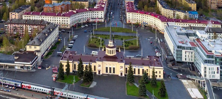 Площадь гагарина петрозаводск фото Мэр Петрозаводска назвал новые варианты строительства парковки у ж/д вокзала СТО