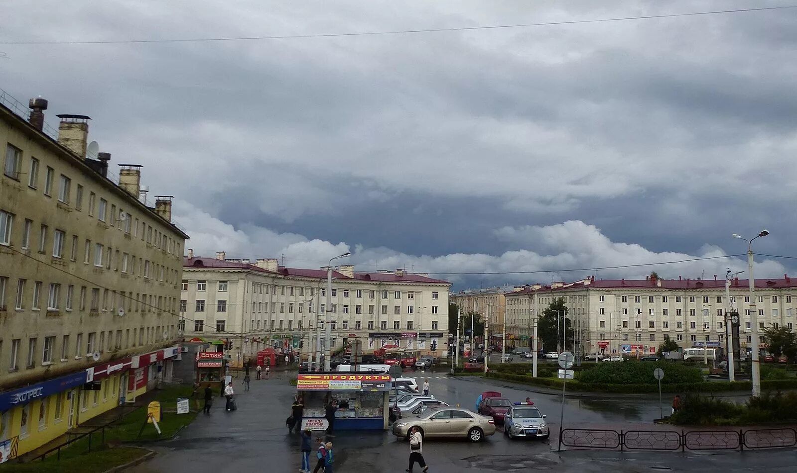 Площадь гагарина петрозаводск фото Файл:ПлощадьГагарина.jpg - Википедия