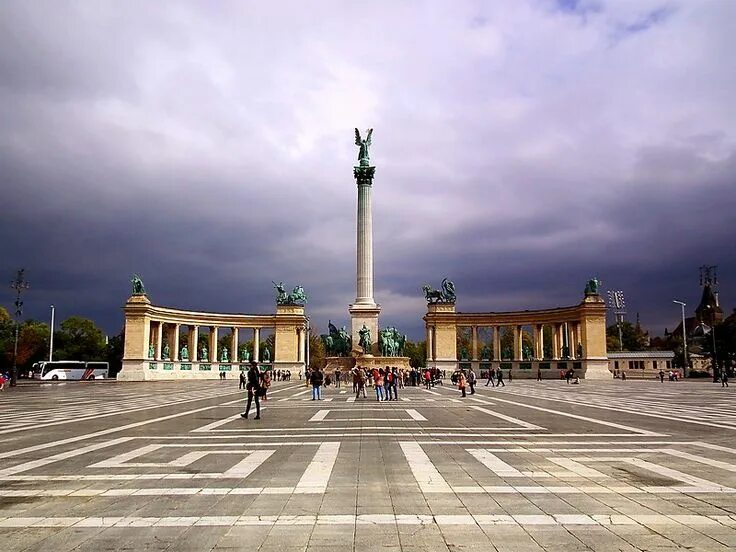 Площадь героев фото Millennium Memorial in Budapest, Hungary Sygic Travel Budapest hotel, Budapest, 