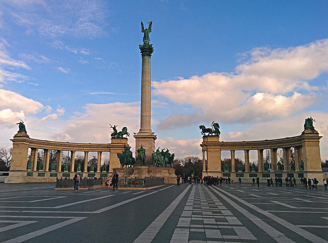 Площадь героев фото Площадь Героев в Будапеште :: Светлана Хращевская - Социальная сеть ФотоКто