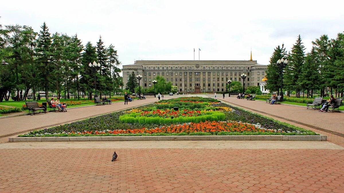 Площадь графа сперанского иркутск фото Файл:Plac Kirowa w Irkucku 02.JPG - Википедия
