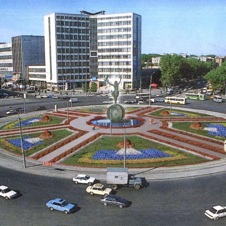 Площадь калинина фото Новосибирск, который смог