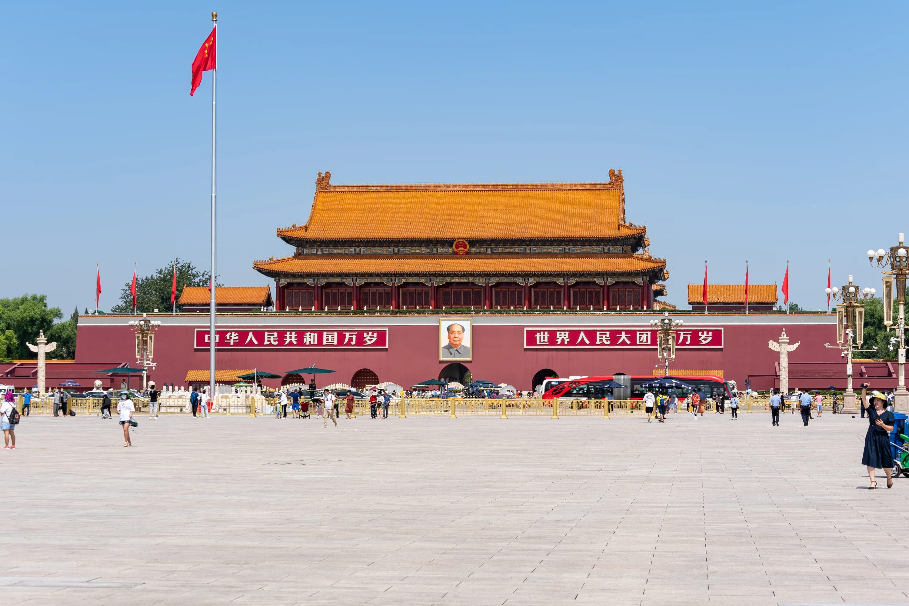 Площадь китая фото Файл:Tian'anmen from the square (20200825114150).jpg - Вікіпедія