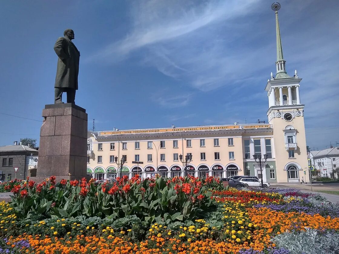 Площадь ленина ангарск фото Ансамбль площади кинотеатра "Победа"