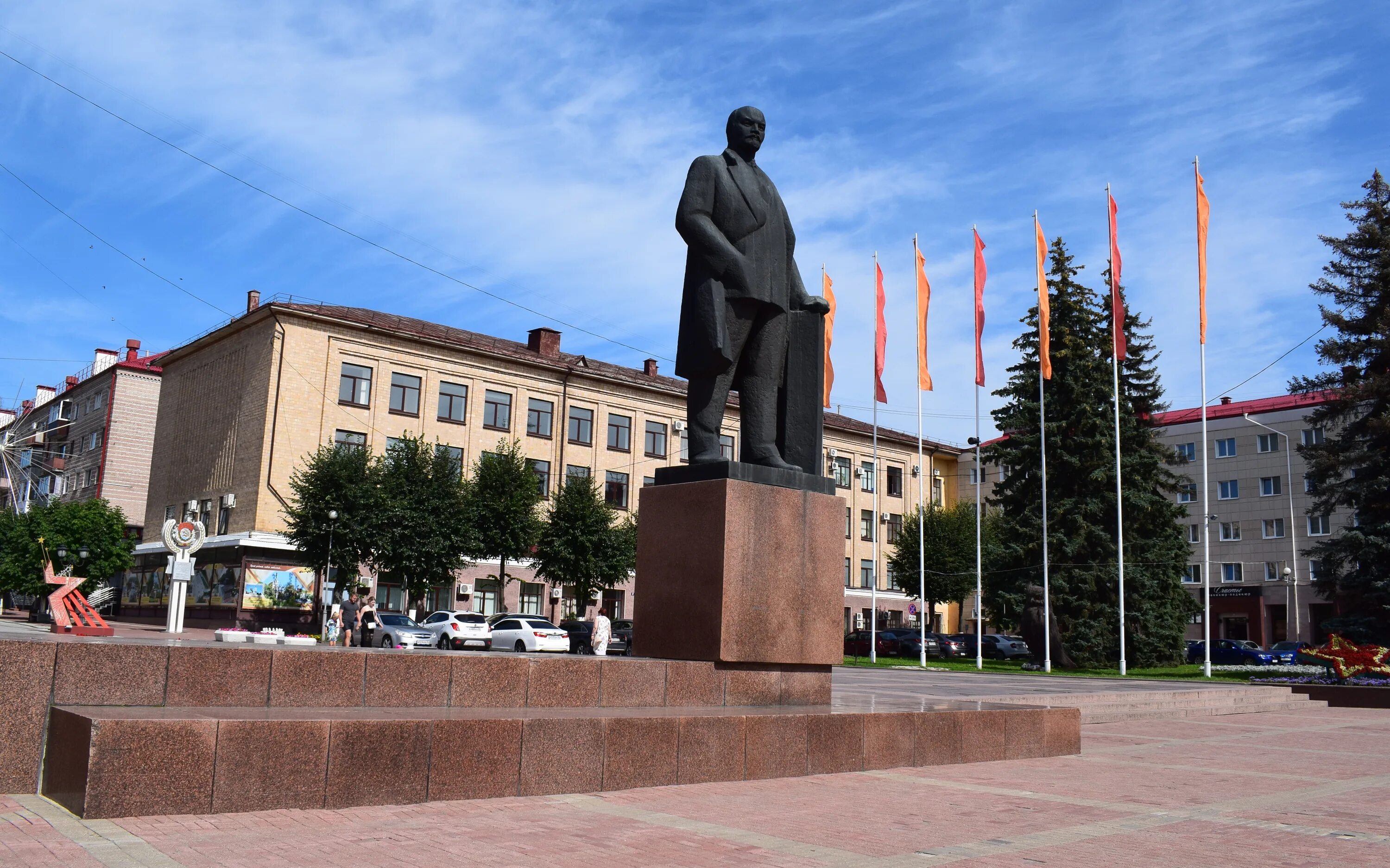 Площадь ленина брянск фото Reviews of В. И. Ленин, Bryansk, bulvar Gagarina - page 2 - Yandex Maps