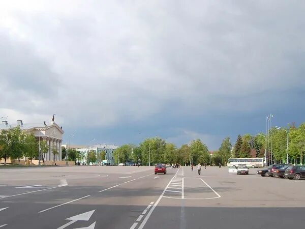 Площадь ленина гомель фото Ответы Mail.ru: Географическое положение города Гомель?