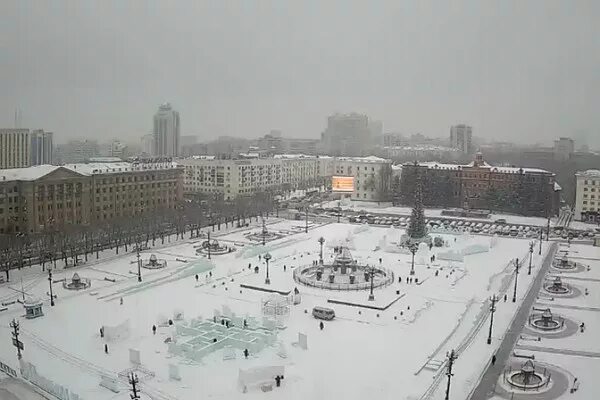 Площадь ленина хабаровск фото Двести пассажиров почти сутки не могли вылететь из Ростова-на-Дону в Москву из-з