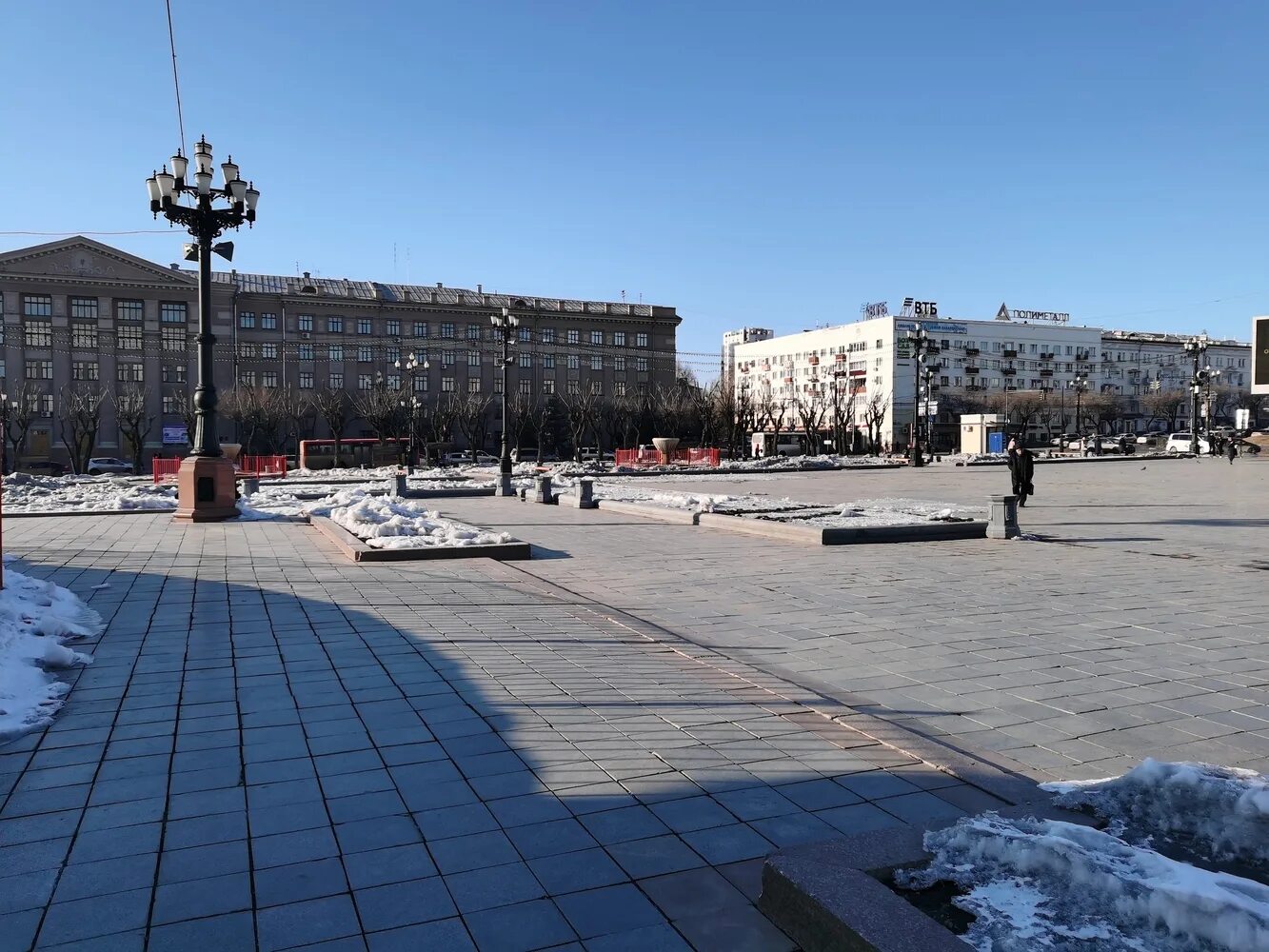 Площадь ленина хабаровск фото Куча не мала на площади Ленина в Хабаровске