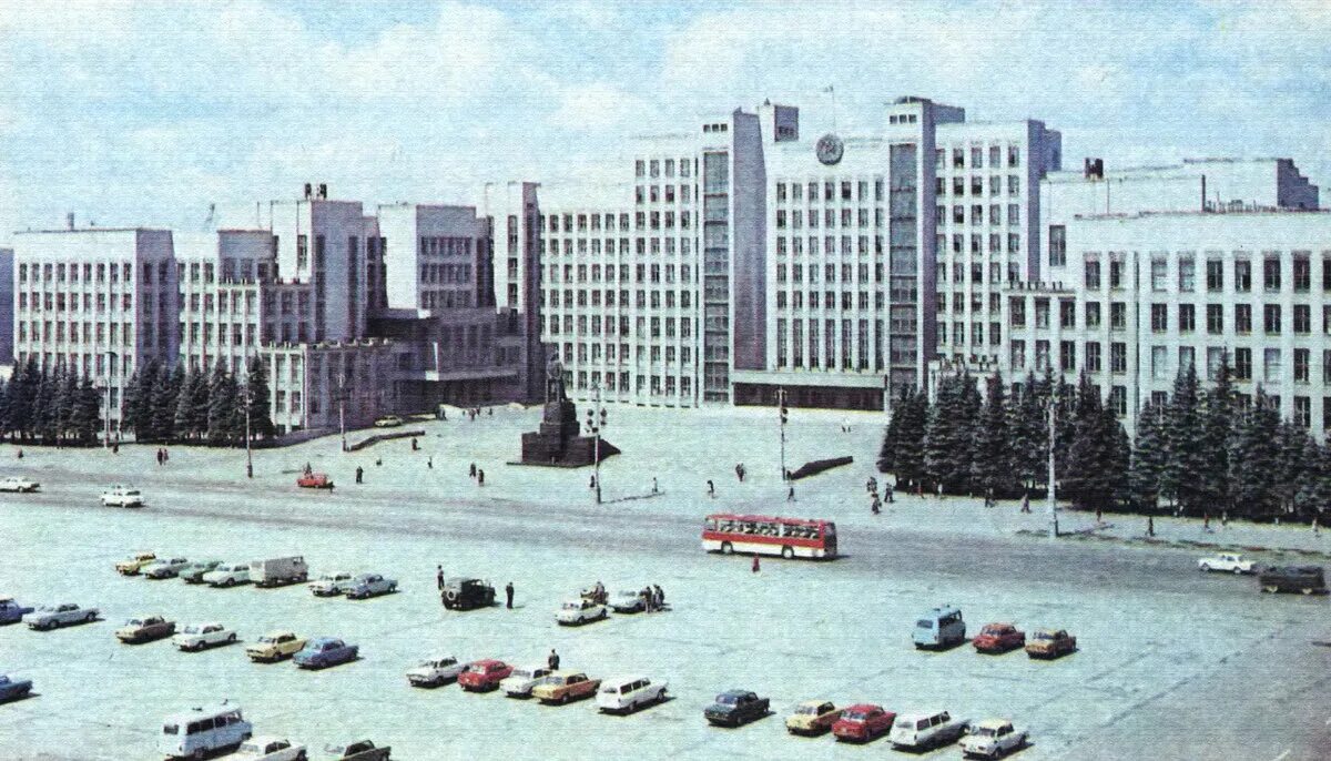 Площадь ленина минск фото Территории каких русских княжеств начала XIII века вошли в состав Белорусской СС