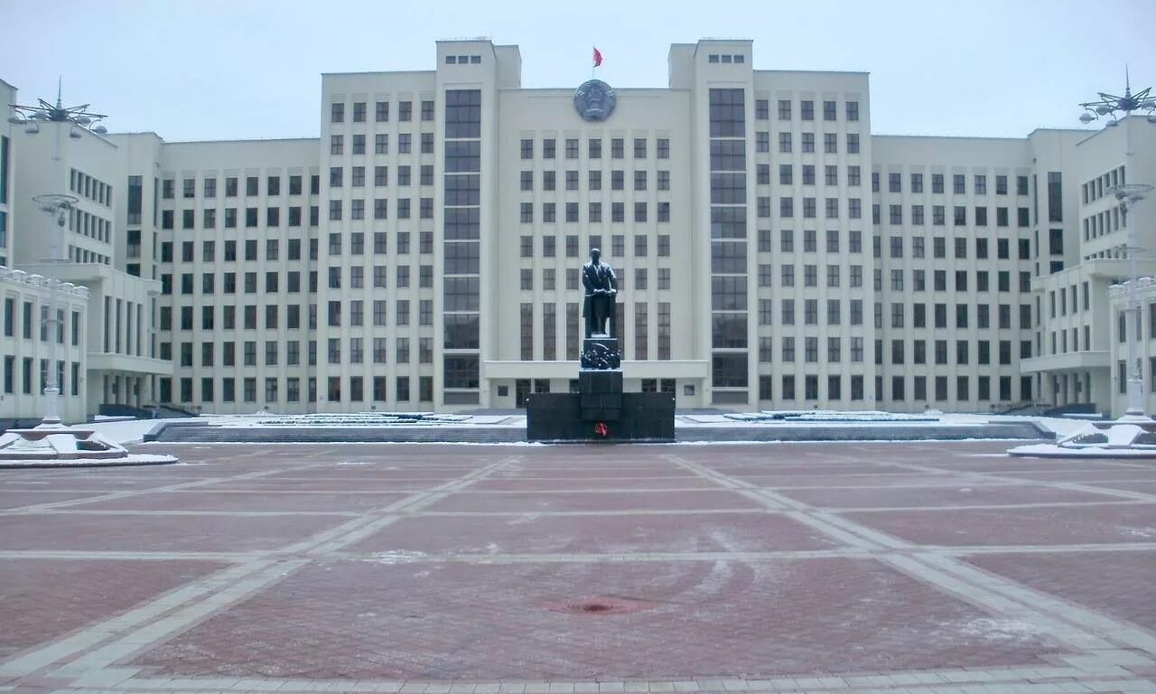 Площадь ленина минск фото Площадь Независимости в Минске, отзыв от gonczaryk - "Плошча Незалежнасцi ", Мин