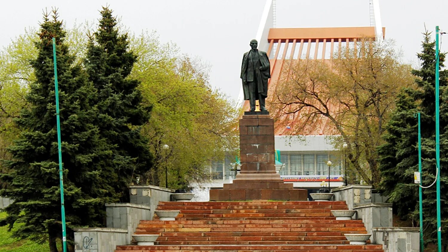 Площадь ленина омск фото Дожди: последние новости на сегодня, самые свежие сведения НГС55.ру - новости Ом