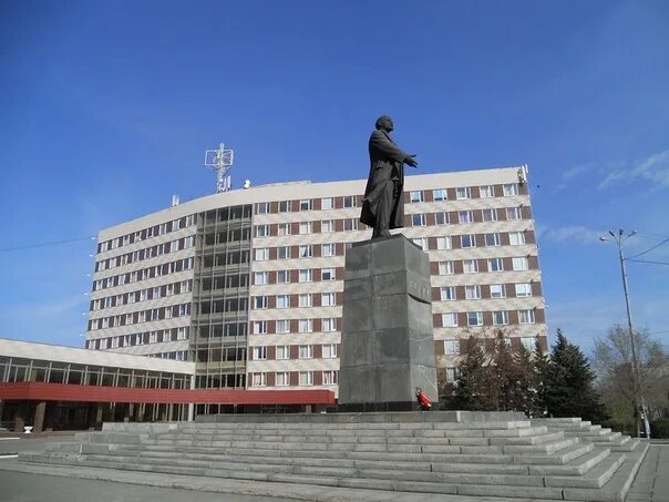 Площадь ленина оренбург фото Картинки ПАМЯТНИК ЛЕНИНУ ОРЕНБУРГ
