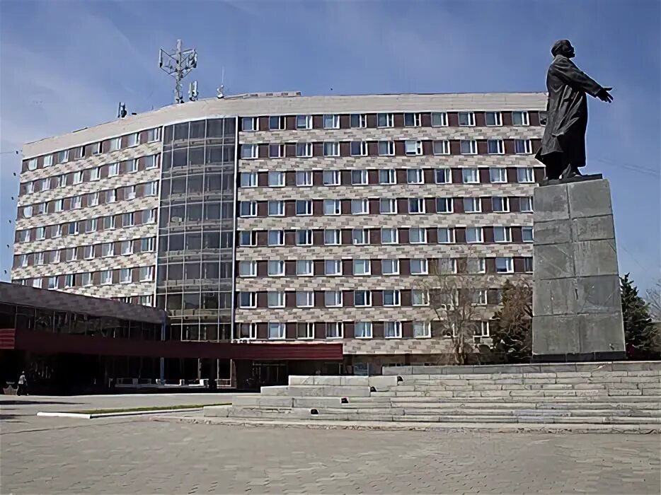Площадь ленина оренбург фото На площади Ленина в Оренбурге появится автокинотеатр - Рамблер/авто