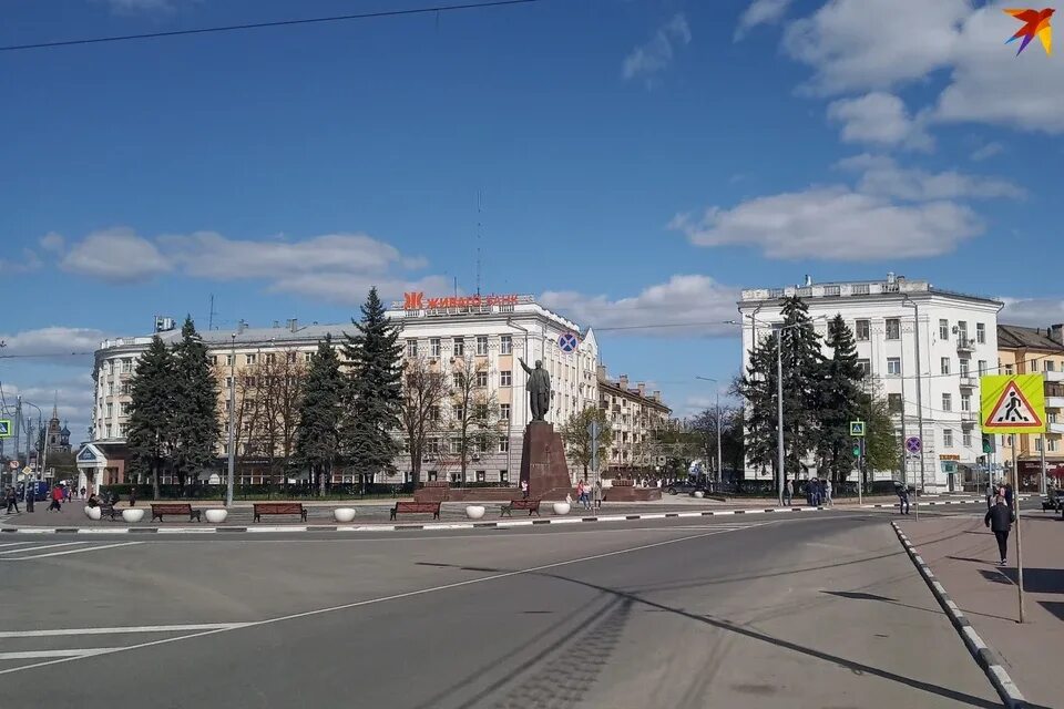 Площадь ленина рязань фото Заброшенная реконструкция, или Почему вываливается брусчатка на площади Ленина -