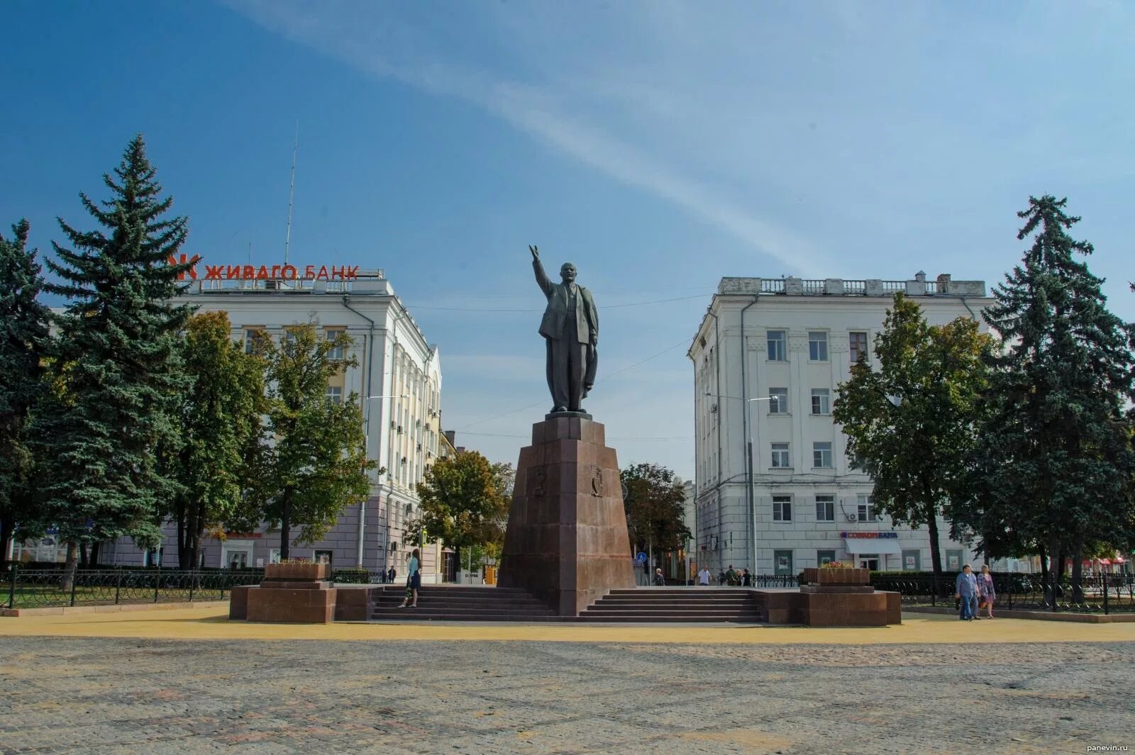 Площадь ленина рязань фото Жёстко пресечь попытку переноса памятника Ленину! Репортаж телекомпании "Город"