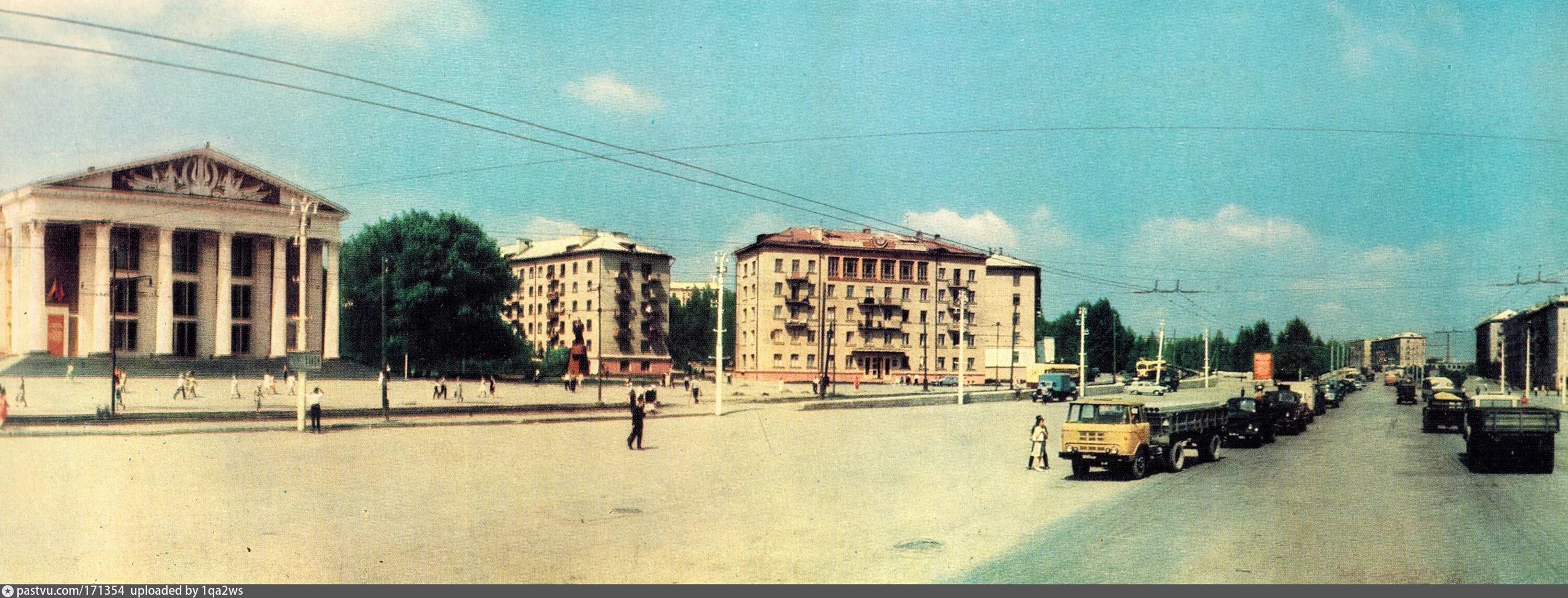Площадь ленина саратов ленинский район фото Площадь им. Ленина.Дворец культуры профсоюзов - Retro photos