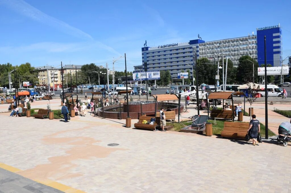 Площадь ленина саратов ленинский район фото Завершилась реконструкция площади перед ДК "Россия". Новости. Официальный сайт а