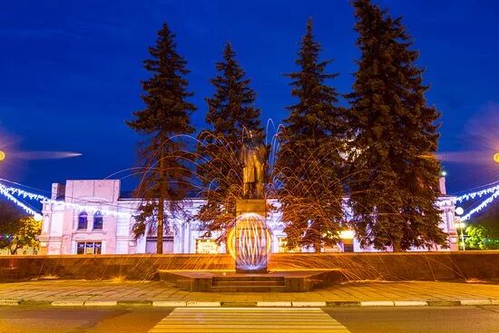 Площадь ленина серпухов фото Каждый город горд своим памятником Ленина!) - отзыв о Памятник В.И. Ленину, Серп