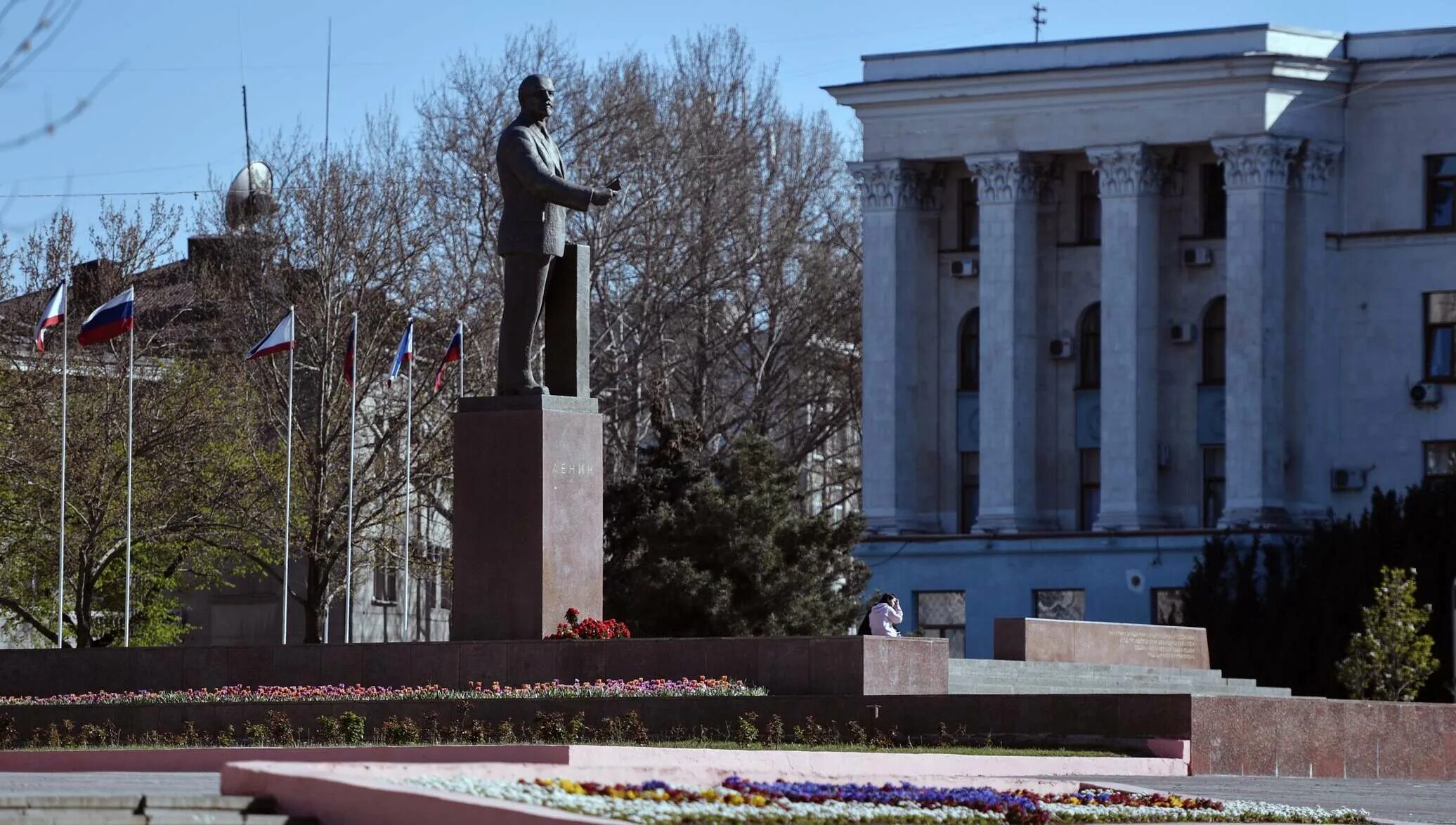 Площадь ленина симферополь фото Власти Симферополя хотят реконструировать площадь Ленина в этом году - РИА Новос