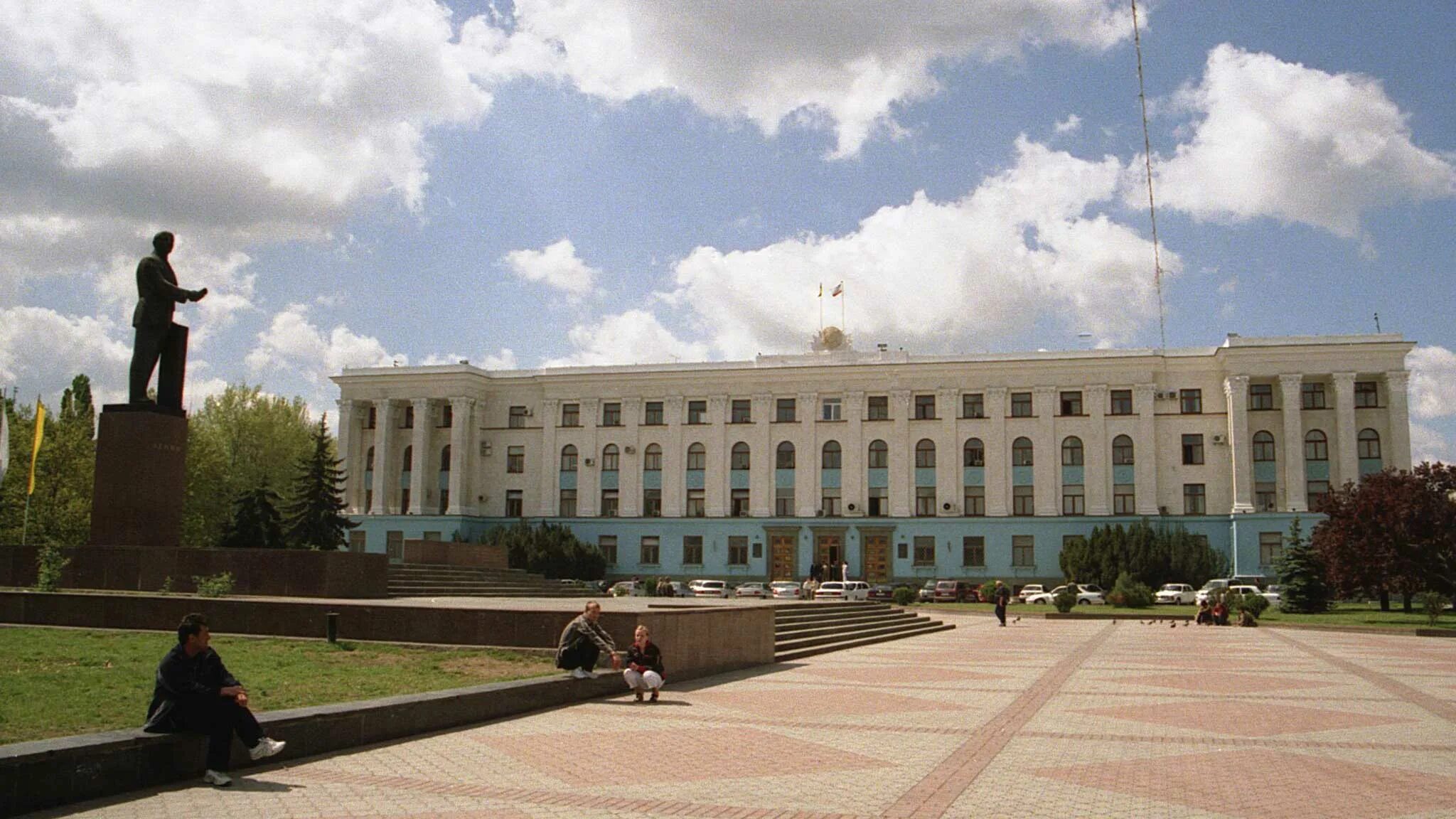 Площадь ленина симферополь фото Отдых в Симферополе в июне 2024: цены, погода, куда сходить, что посмотреть