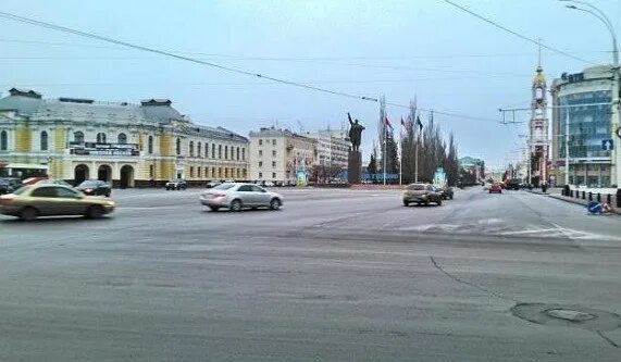Площадь ленина тамбов фото В Тамбове на площади Ленина будет запрещена остановка транспорта Информация для 