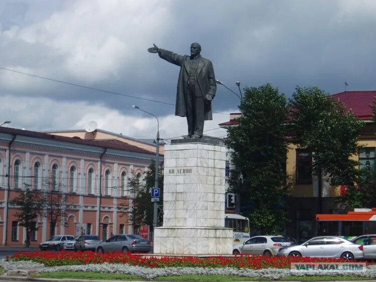 Площадь ленина томск фото Памятники Ленину - ЯПлакалъ