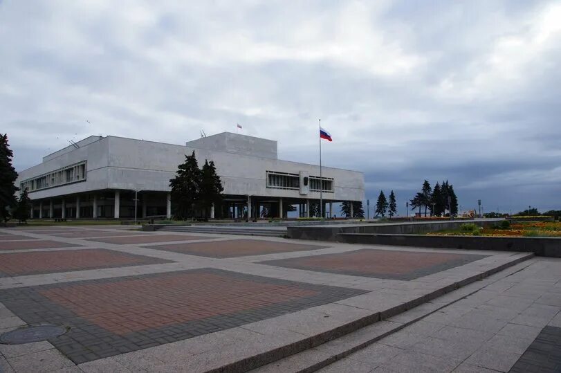 Площадь ленина ульяновск фото В Ульяновске возродили Ленинскую премию - МК Ульяновск