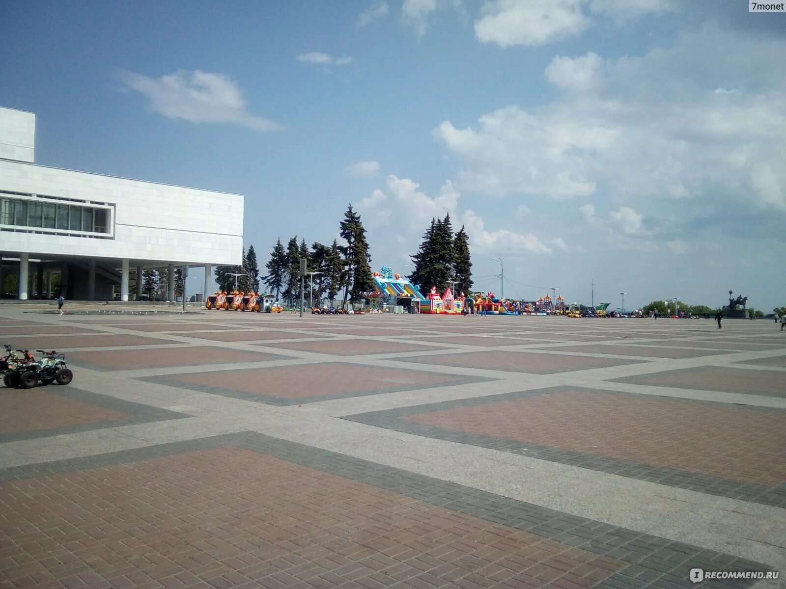 Площадь ленина ульяновск фото Площадь Ленина , Ульяновск - "красивая просторная площадь, есть где отдохнуть с 