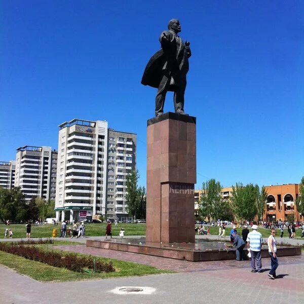 Площадь ленина волжский фото Площадь Ленина - Plaza in Волжский