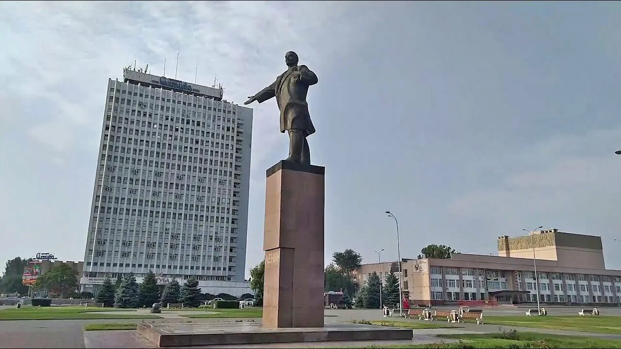 Площадь ленина волжский фото Обзор на Площадь Ленина г. Волжский - YouTube