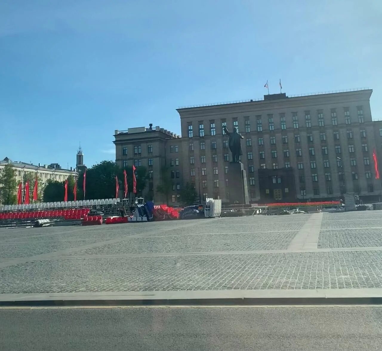 Площадь ленина воронеж фото На площади Ленина начали подготовку ко Дню Победы 2023 Нетипичный Воронеж ВКонта