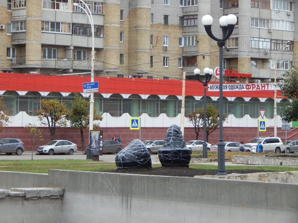 Площадь льва толстого тамбов фото В Тамбове задерживают ремонт сквера на площади Толстого - KP.RU