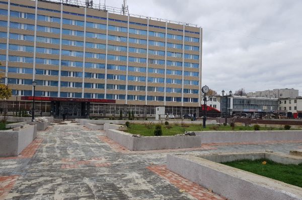 Площадь льва толстого тамбов фото Тамбовчане спорят по поводу установки памятного знака на площади Льва Толстого И