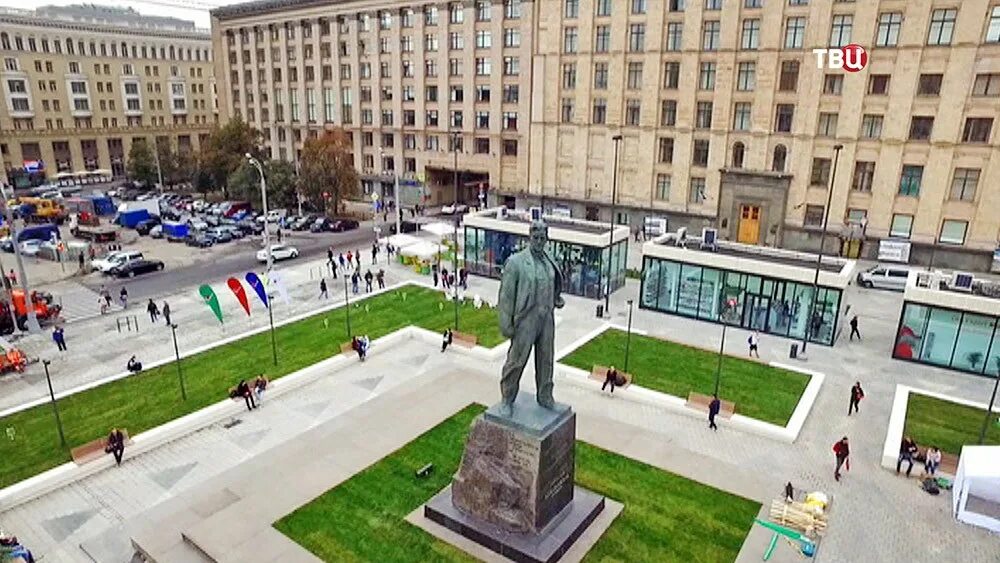 Площадь маяковского в москве фото Триумфальная площадь фото YugNash.ru