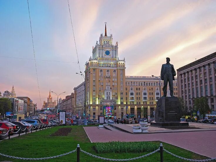 Площадь маяковского в москве фото Москва. Площадь Маяковского Moscow. Mayakovsky Square World largest country, Fer