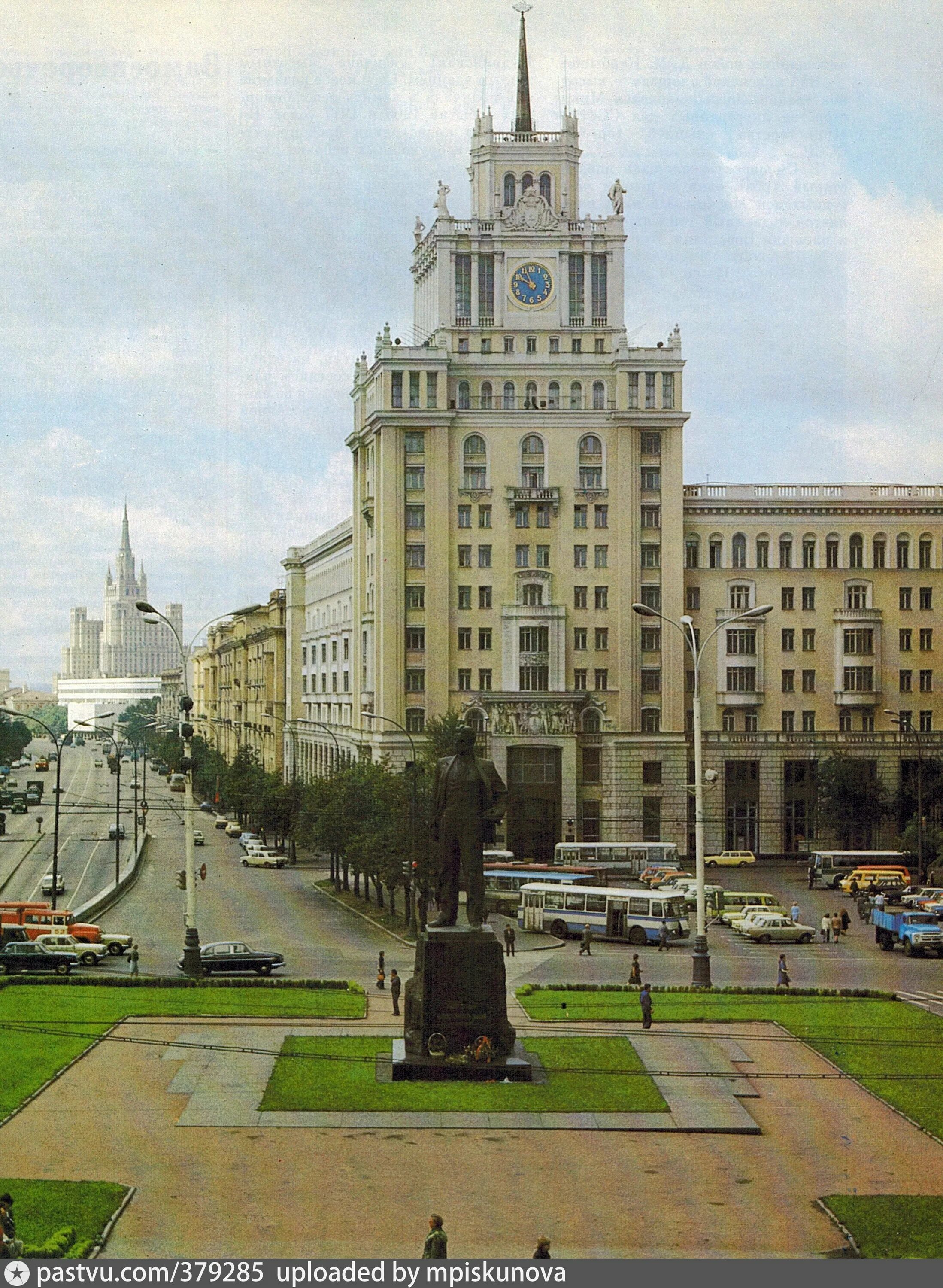 Площадь маяковского в москве фото Площадь Маяковского