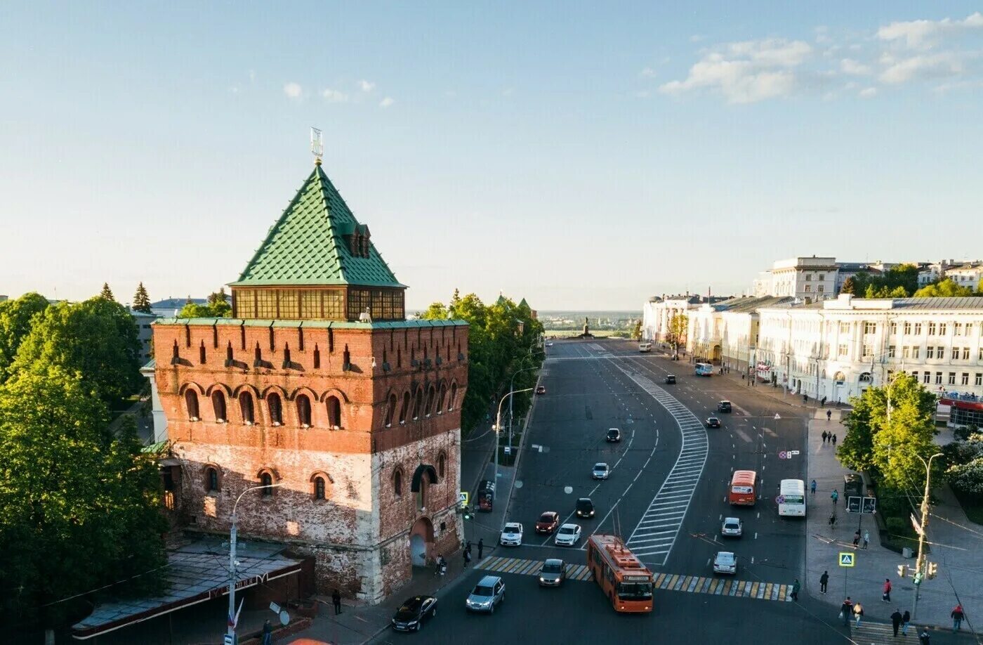 Площадь минина фото Обзорная автобусно-пешеходная экскурсия по Нижнему Новгороду. Взрослый билет (от